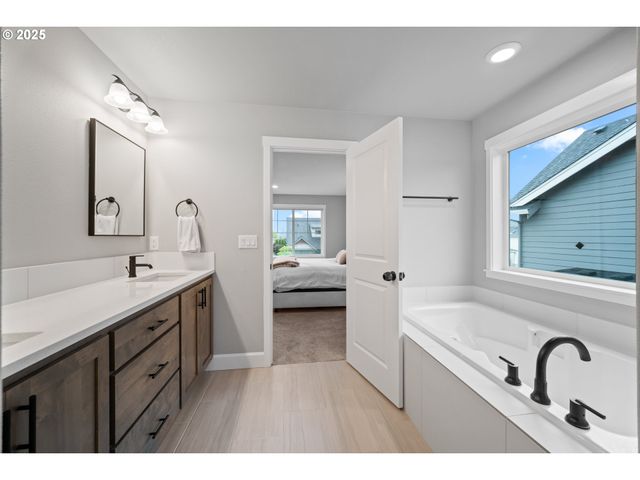 4342 S 16TH Way, Ridgefield, WA 98642