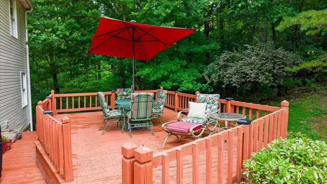 1668 Flagstone Point, NW, Cleveland, TN 37312