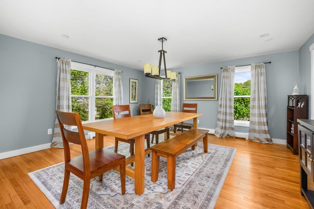 284 Bragg's Lane, Barnstable, MA 02630