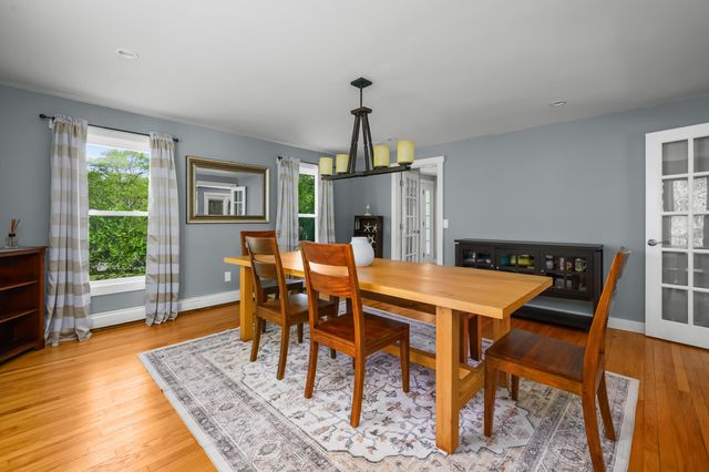 284 Bragg's Lane, Barnstable, MA 02630