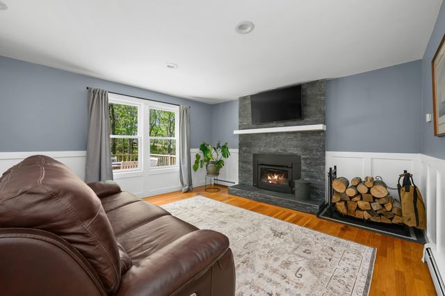 284 Bragg's Lane, Barnstable, MA 02630