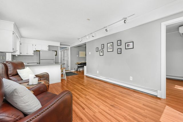 284 Bragg's Lane, Barnstable, MA 02630
