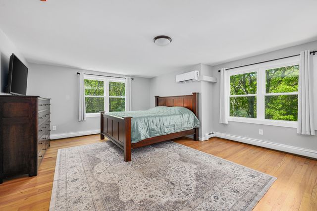 284 Bragg's Lane, Barnstable, MA 02630