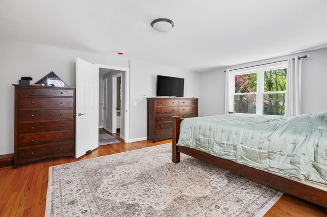 284 Bragg's Lane, Barnstable, MA 02630
