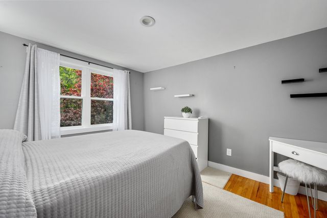 284 Bragg's Lane, Barnstable, MA 02630