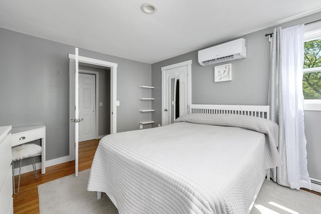 284 Bragg's Lane, Barnstable, MA 02630