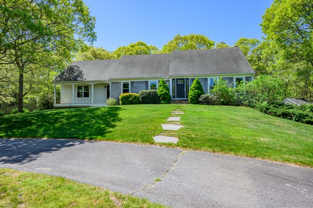 284 Bragg's Lane, Barnstable, MA 02630