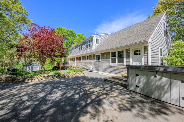 284 Bragg's Lane, Barnstable, MA 02630