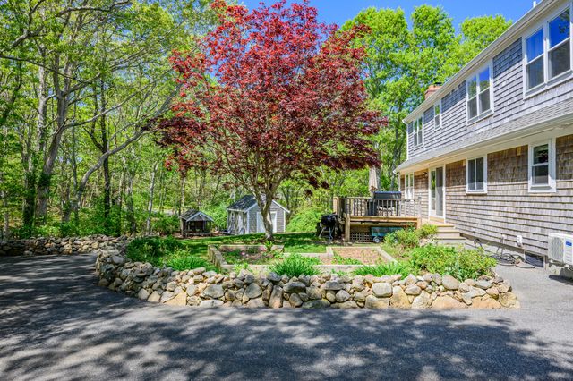284 Bragg's Lane, Barnstable, MA 02630