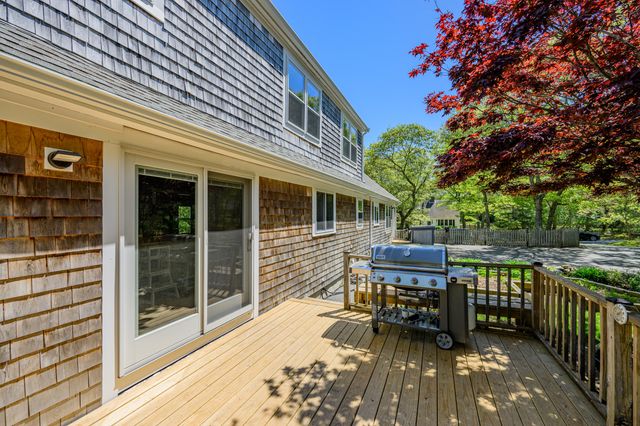 284 Bragg's Lane, Barnstable, MA 02630