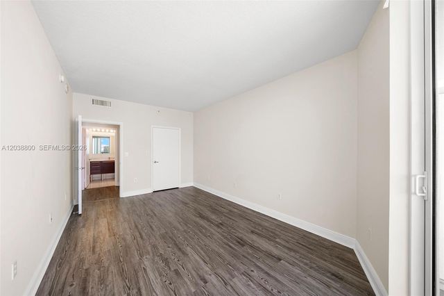 1900 N Bayshore Dr 4504, Miami, FL 33132