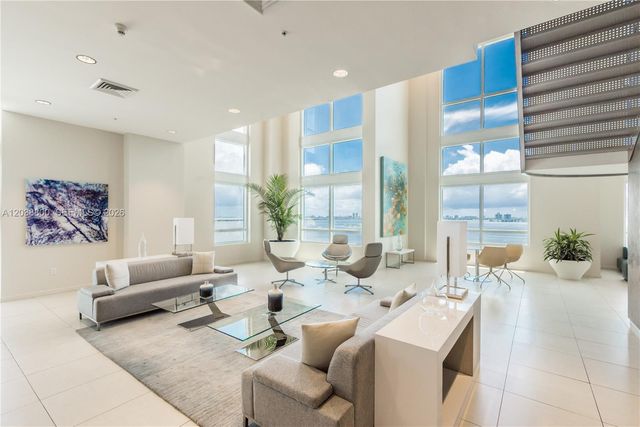 1900 N Bayshore Dr 4504, Miami, FL 33132