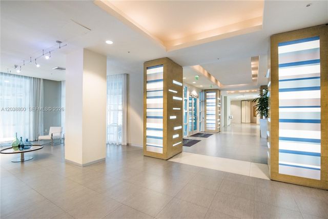 1900 N Bayshore Dr 4504, Miami, FL 33132
