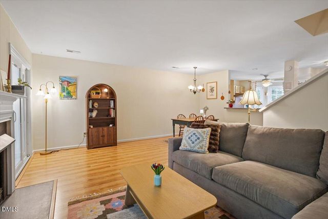 104 Sir Richard Lane, Chapel Hill, NC 27517