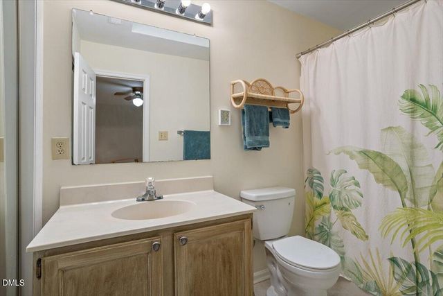 104 Sir Richard Lane, Chapel Hill, NC 27517