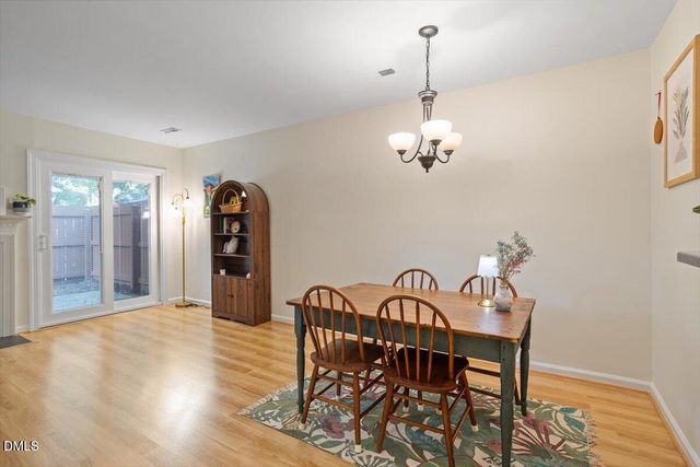 104 Sir Richard Lane, Chapel Hill, NC 27517