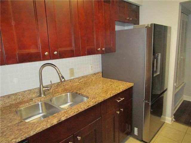 4003 Wingate Way, Sandy Springs, GA 30350
