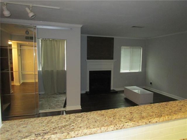 4003 Wingate Way, Sandy Springs, GA 30350