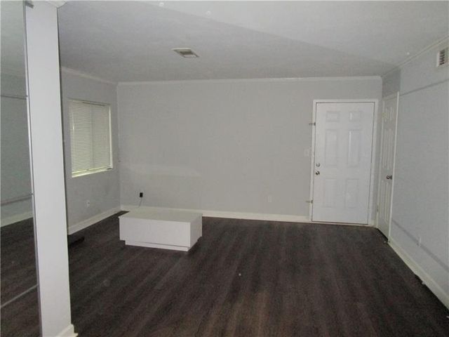4003 Wingate Way, Sandy Springs, GA 30350