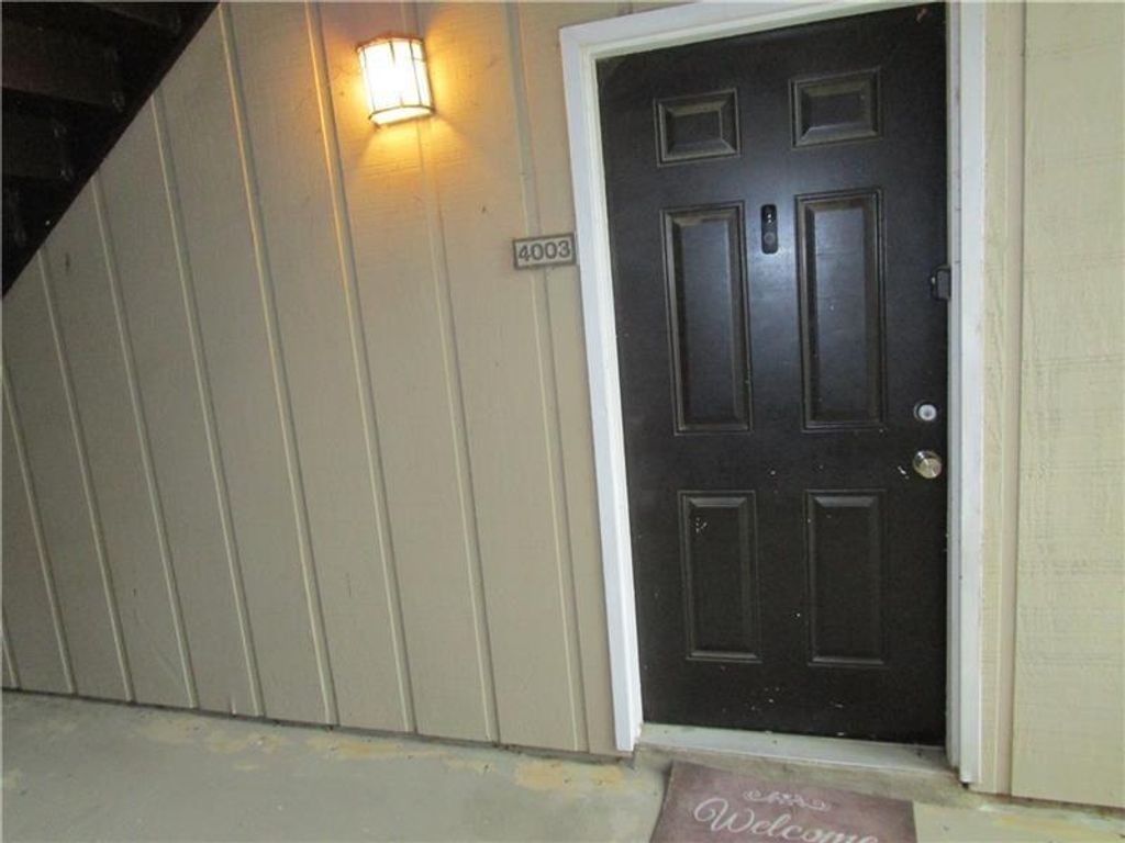 4003 Wingate Way, Sandy Springs, GA 30350
