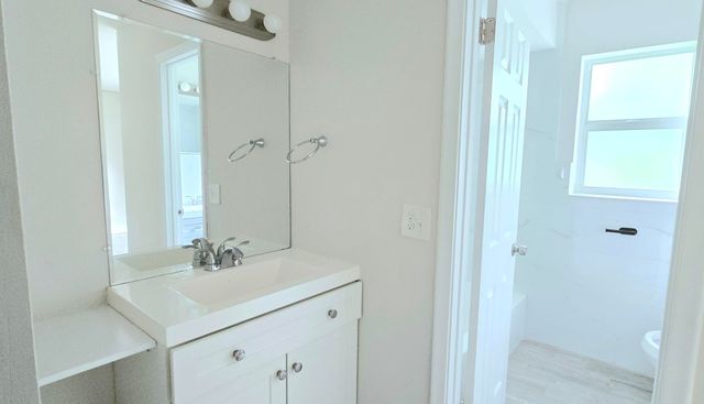 115 SW 1st Avenue 7, Boynton Beach, FL 33435