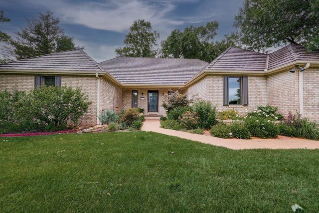 3103 Cabrillo Dr, Winfield, KS 67156