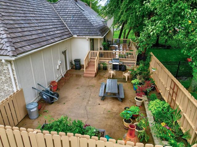 3103 Cabrillo Dr, Winfield, KS 67156