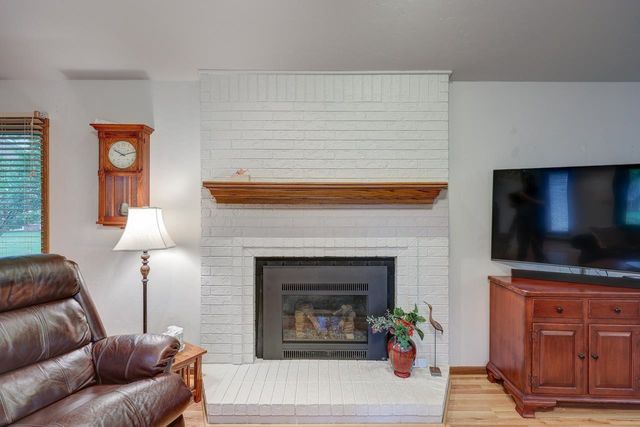 3103 Cabrillo Dr, Winfield, KS 67156