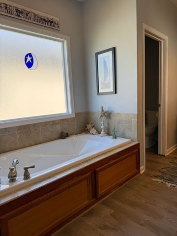 621 Sawgrass None, Norwalk, IA 50211