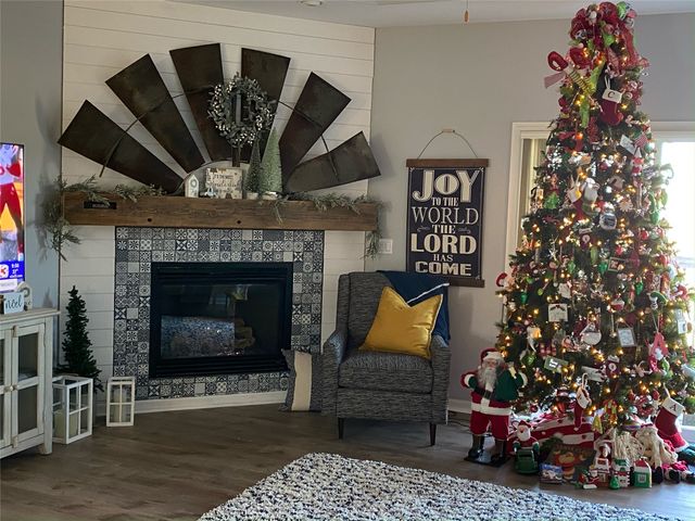 621 Sawgrass None, Norwalk, IA 50211