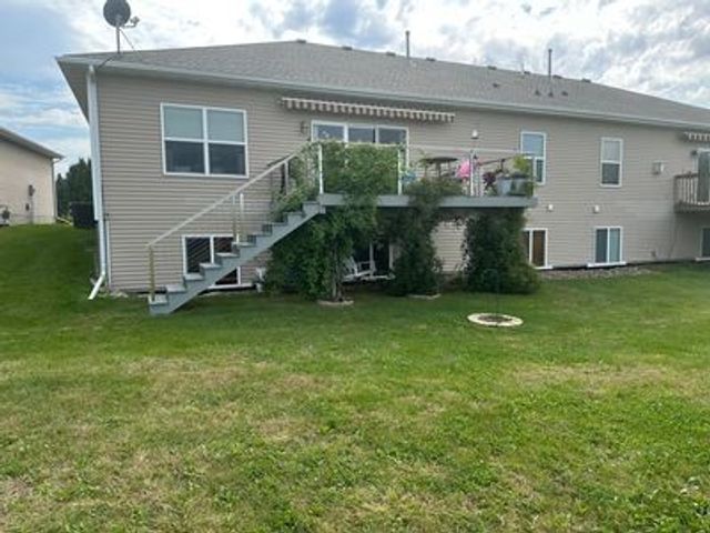 621 Sawgrass None, Norwalk, IA 50211