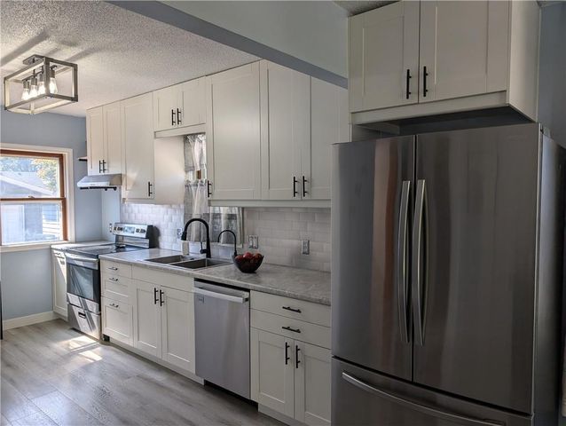 612 W Eau Claire Street, Rice Lake, WI 54868