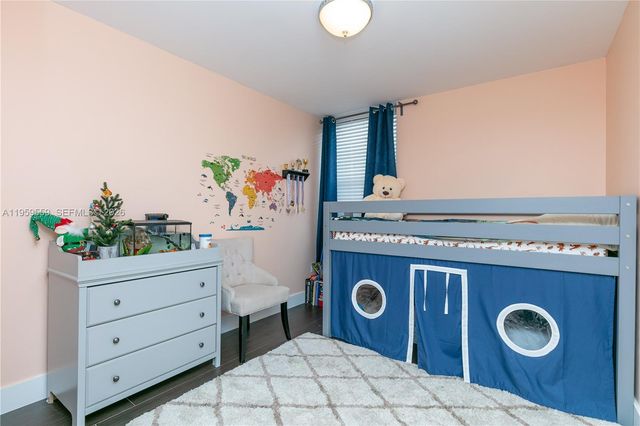 20291 NE 30th Ave PH-10, Aventura, FL 33180