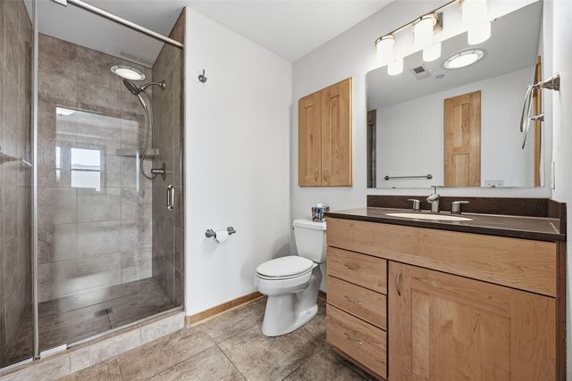 847 Quarry Rd 303, Coralville, IA 52241
