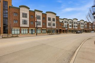 847 Quarry Rd 303, Coralville, IA 52241