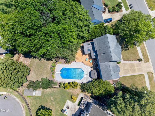 1616 Ashley Downs Drive, Apex, NC 27502