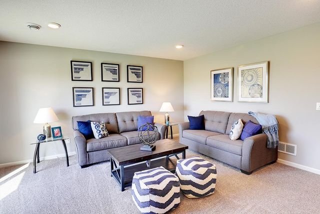17396 Dulles Lane, Lakeville, MN 55044