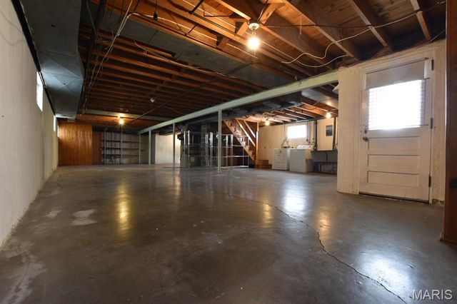 5642 Wilson Avenue, St Louis, MO 63110