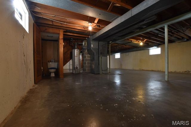 5642 Wilson Avenue, St Louis, MO 63110