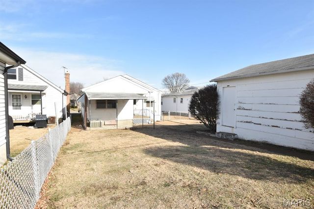 5642 Wilson Avenue, St Louis, MO 63110
