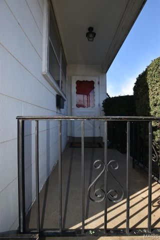 5642 Wilson Avenue, St Louis, MO 63110