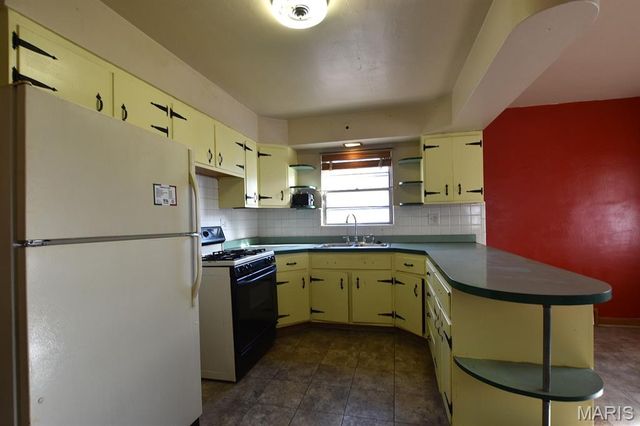 5642 Wilson Avenue, St Louis, MO 63110