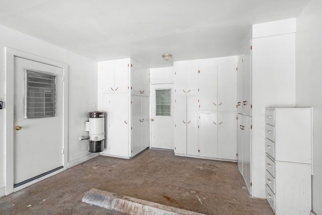 202 Manor Dr, Kerrville, TX 78028