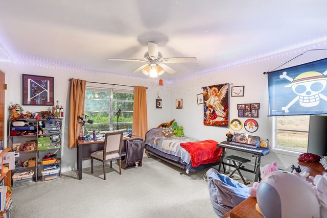 202 Manor Dr, Kerrville, TX 78028