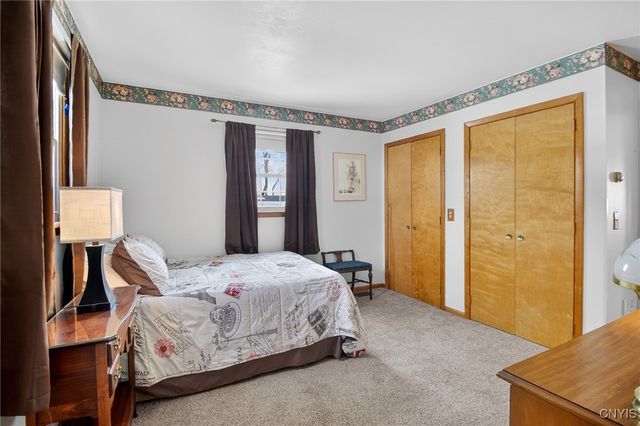 8311 Greenview Dr, Rome, NY 13440