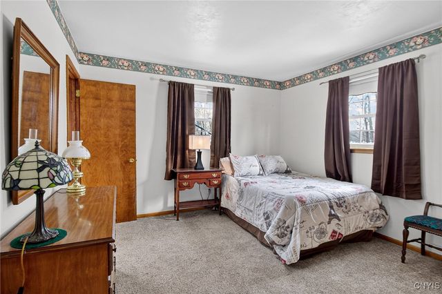 8311 Greenview Dr, Rome, NY 13440