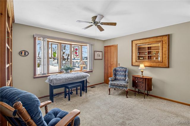 8311 Greenview Dr, Rome, NY 13440