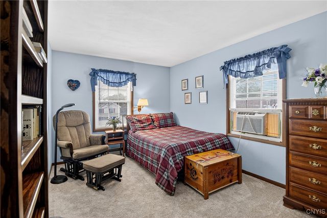 8311 Greenview Dr, Rome, NY 13440