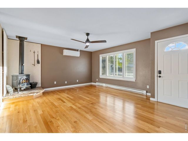 2912 Lochlomond Dr, Laporte, CO 80535