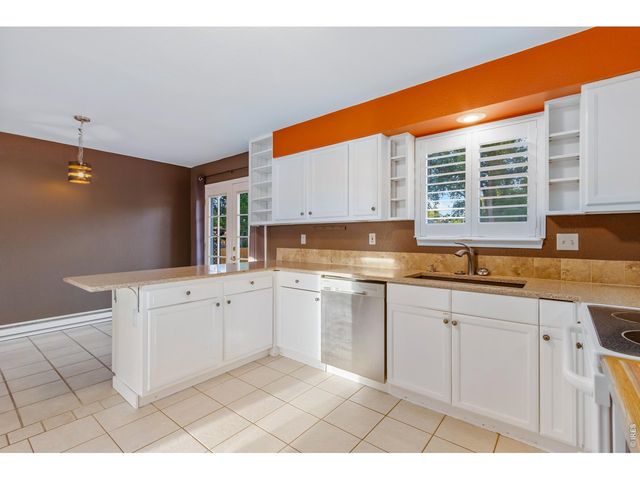 2912 Lochlomond Dr, Laporte, CO 80535